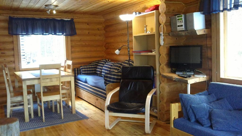 Hoviranta Tiainen Cottage ภายนอก รูปภาพ