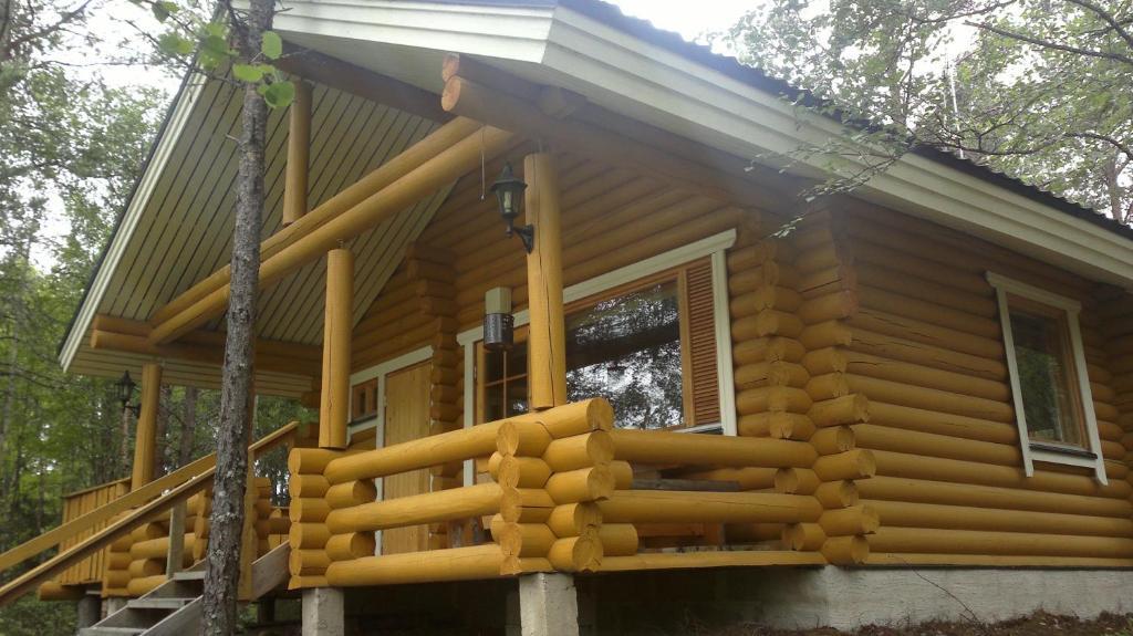 Hoviranta Tiainen Cottage ภายนอก รูปภาพ
