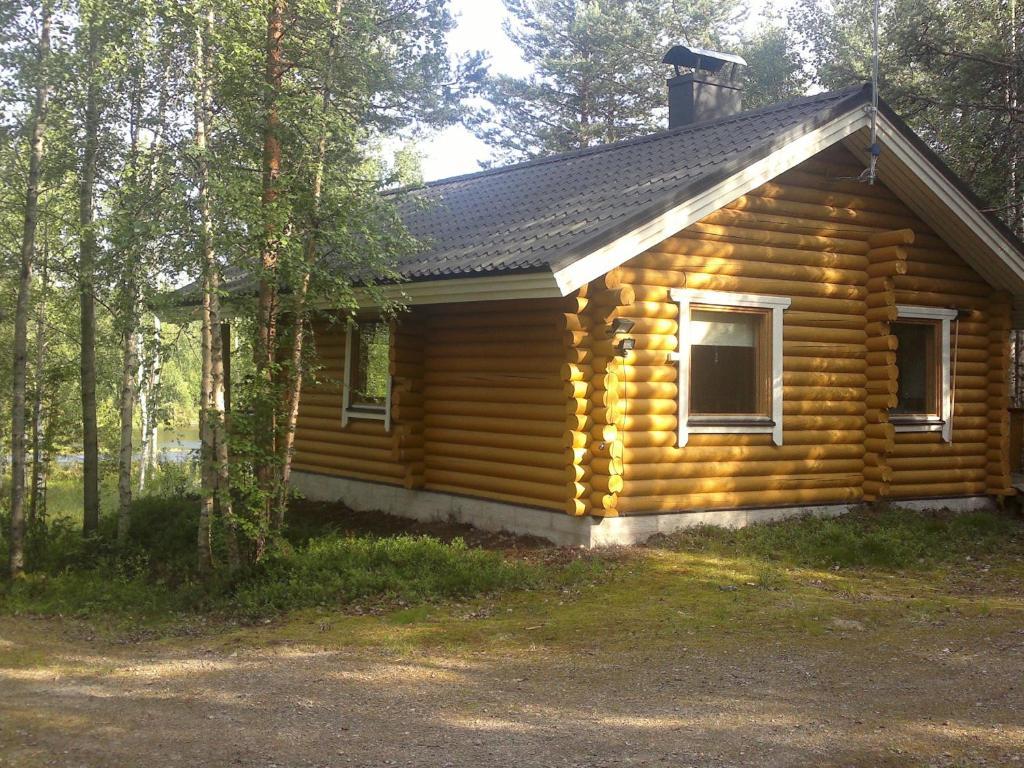 Hoviranta Tiainen Cottage ภายนอก รูปภาพ
